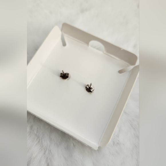 NWT Kyoto Pearl Earrings - Picture 4 of 9